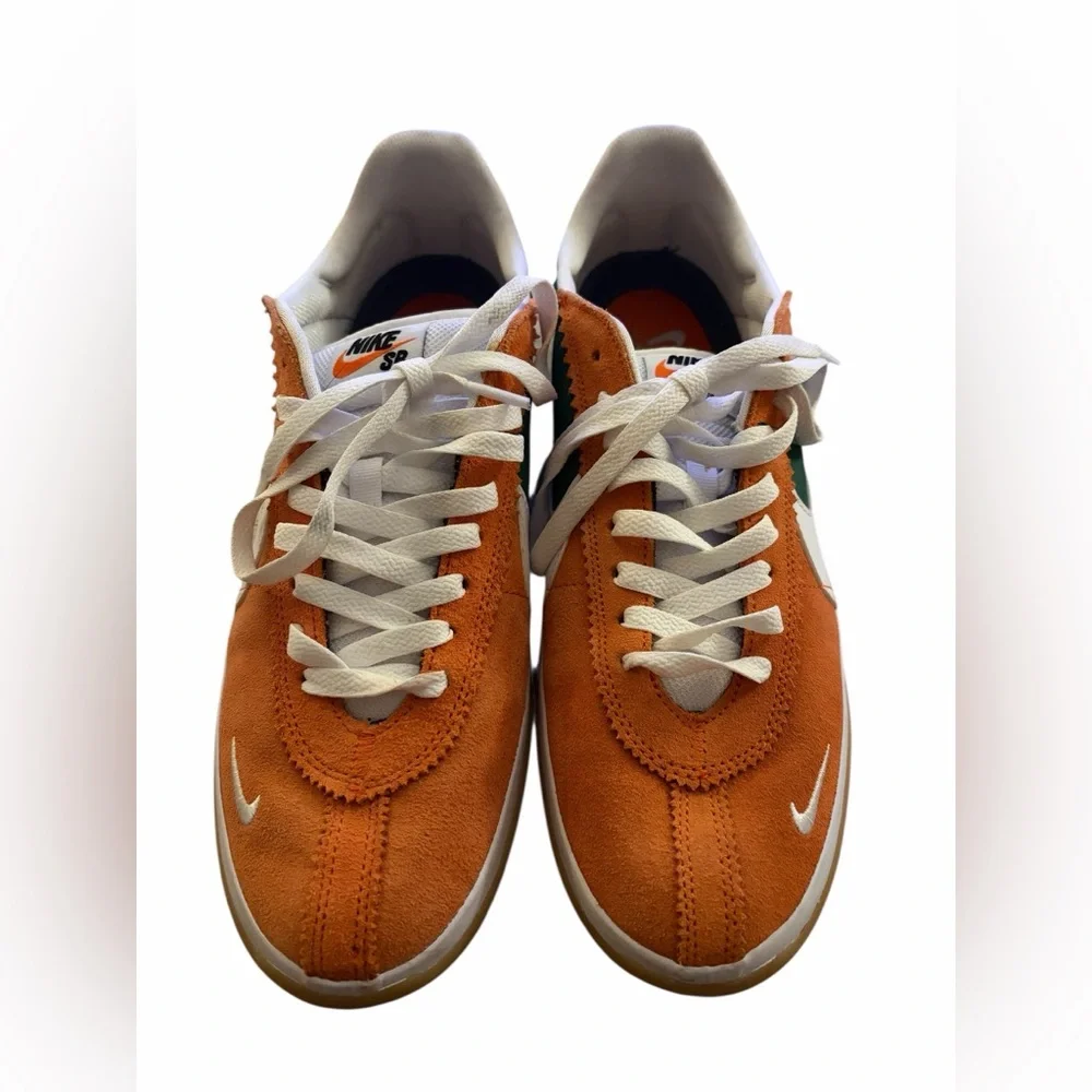 Nike BRSB Deep Orange Pine Green Skateboarding sneaker.Size 10.5. Good condition